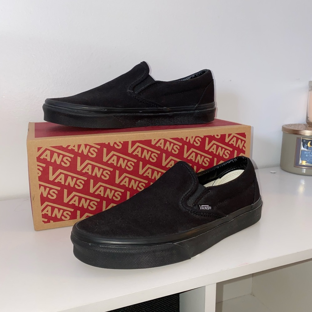 nwot slip on black vans